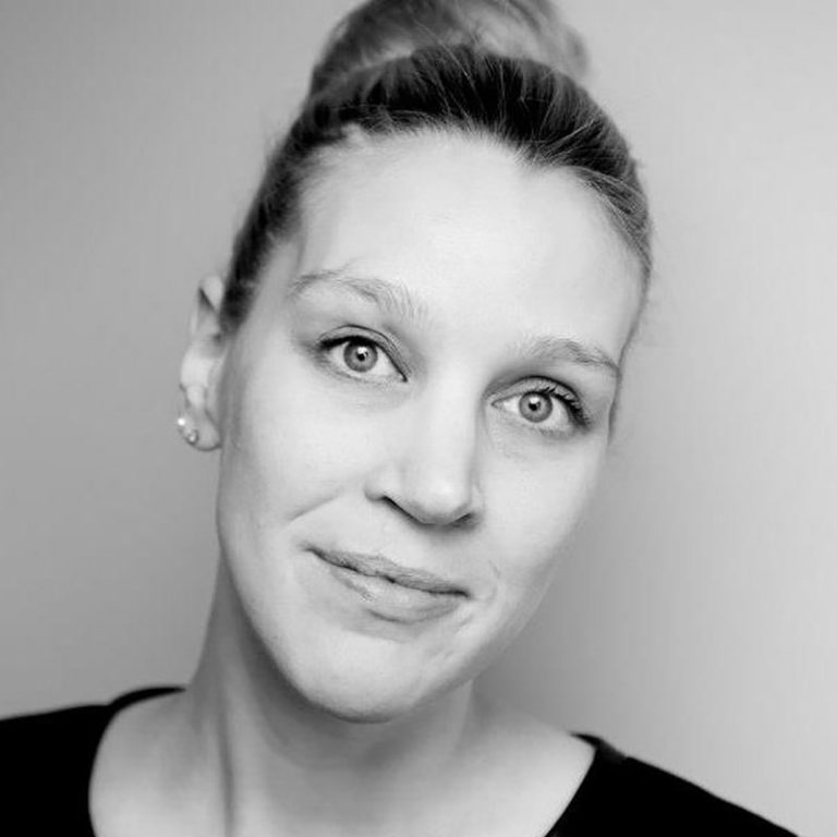 Christine K. Hansen, portrett i svart-hvitt